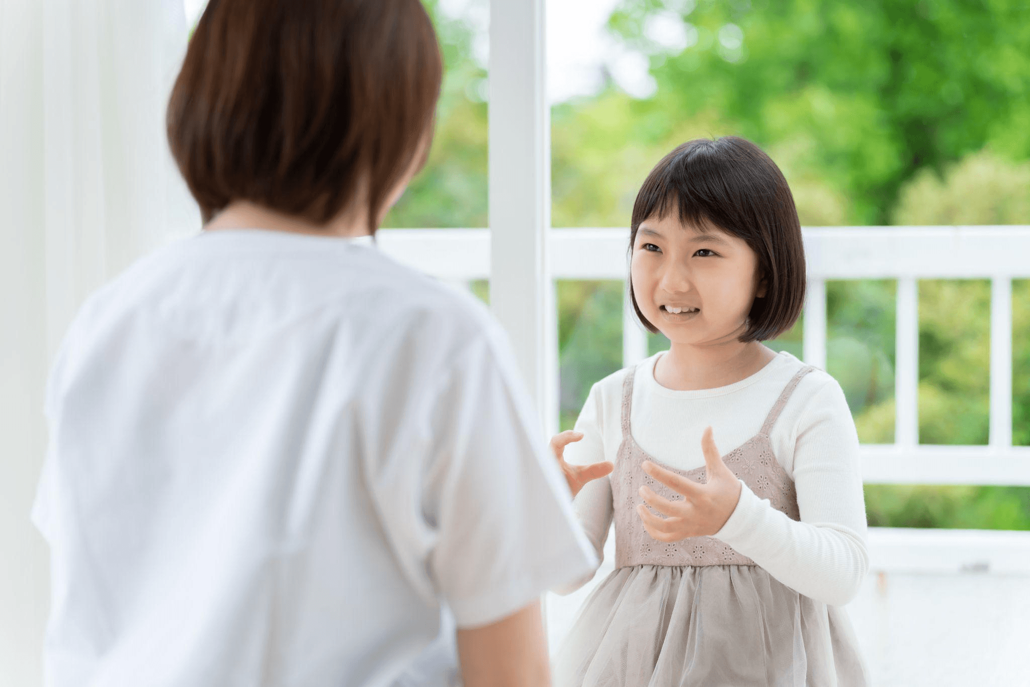 言葉の爆発期が現れる時期の目安　